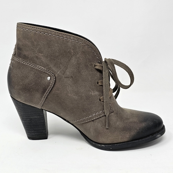 Clarks Artisan Gray Taupe Leather Alpine Lace Up Ankle Booties Womens Size 5.5 - Picture 3 of 11